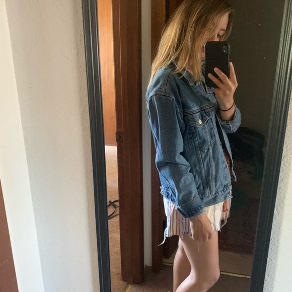 Levi’s denim jacket - Picture 2 of 3